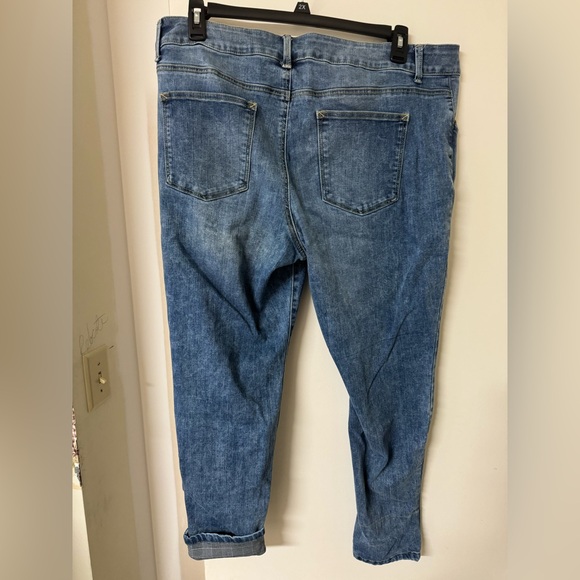 Women’s plus size 20W short skinny jeans. - Picture 7 of 10